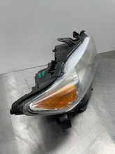 Load image into Gallery viewer, HEADLIGHT LAMP ASSEMBLY Venza 09 10 11 12 13 14 15 16 Right - NW399019