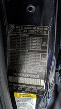 Load image into Gallery viewer, FRONT TEMPERATURE CONTROLS Land Rover LR2 13 14 15 - NW398841