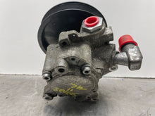 Load image into Gallery viewer, POWER STEERING PUMP Gl320 Gl350 Gl450 Gl550 ML320 ML350 ML450 06-12 - NW403902