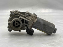 Load image into Gallery viewer, TRANSFER CASE ACTUATOR MOTOR LR3 LR4 Range Rover Range Rover Sport 05-15 - NW177260
