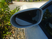 Load image into Gallery viewer, Side View Door Mirror Pontiac Solstice 2006 - NW51299