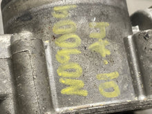 Load image into Gallery viewer, THROTTLE BODY Audi A4 A6 Passat 00 01 02 2.8L Auto - NW177694