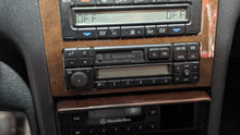 Load image into Gallery viewer, RADIO Cl500 E300D E320 S320 96 97 98 - 99 AM/FM/CASS - NW401998