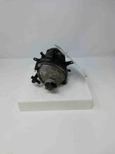 Load image into Gallery viewer, Fog Light BMW 320i 330i 325i 2002 02 2003 03 2004 04 2005 05 - NW82017