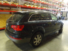 Load image into Gallery viewer, CARRIER ASSEMBLY Q7 Touareg 2007 07 2008 08 2009 09 2010 10 - NW46041