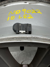 Load image into Gallery viewer, WHEEL RIM LR2 2009-2015 19x8 ALLOY - NW200895