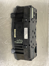 Load image into Gallery viewer, Speedometer Cluster Dodge Dakota 2006 - NW158781