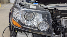 Load image into Gallery viewer, Headlight Lamp Assembly Land Rover LR2 2013 - NW399001