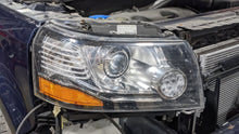 Load image into Gallery viewer, Headlight Lamp Assembly Land Rover LR2 2013 - NW399001