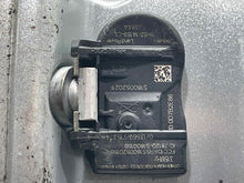 Load image into Gallery viewer, WHEEL RIM LR2 11 12 13 14 15 18x8 ALLOY 18x8, 5 lug, 108mm - NW406490