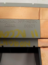 Load image into Gallery viewer, DISPLAY SCREEN Honda Accord 2010 10 2011 11 2012 12 - NW137587