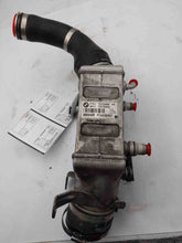Load image into Gallery viewer, INTERCOOLER 550i 550i Gt 650i 750 HYBRID 750i 750il X5 X6 08-15 Right - NW106255