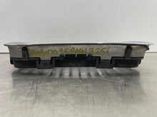 Load image into Gallery viewer, GRILL BMW 318i 320i 325i 328i M3 92 93 - 96 Upper Right - NW398670
