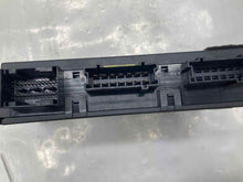 Load image into Gallery viewer, Computer Mercedes-Benz SL500 2005 - NW35762