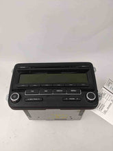 Load image into Gallery viewer, CD PLAYER RADIO Volkswagen Beetle Jetta Passat 11 12 13 14 - NW140110