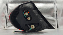 Load image into Gallery viewer, TAIL LIGHT LAMP ASSEMBLY Camry 2002 02 2003 03 2004 04 Right - NW182274