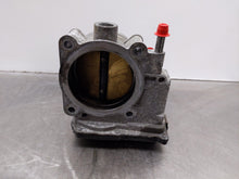 Load image into Gallery viewer, THROTTLE BODY Frontier pathfinder Equator 05 06 07 - 10 - NW404623