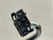 Load image into Gallery viewer, SIDE VIEW MIRROR Volvo C70 98 99 00 01 02 03 04 Right - NW394976