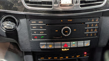 Load image into Gallery viewer, RADIO E250 Van CLS400 CLS550 E300 E350 E400 E550 E63 15-18 - NW401993