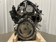 Load image into Gallery viewer, Engine Motor MERCEDES C-CLASS 2012 - NW395805
