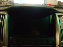 Load image into Gallery viewer, Info-Gps Screen LEXUS RX400H 2007 - NW105535