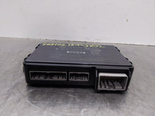 Load image into Gallery viewer, KEYLESS ENTRY CONTROL MODULE COMPUTER Vanden Pl XJ XJL XJR 2010-2014 - NW393616