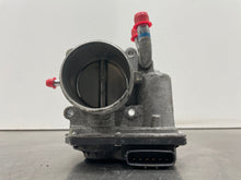 Load image into Gallery viewer, Throttle Body Hyundai Veloster 2016 - NW404629