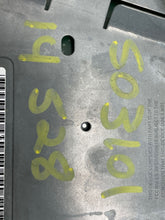 Load image into Gallery viewer, Transfer Case Computer Volkswagen Touareg 2004 04 2005 05 - NW38910