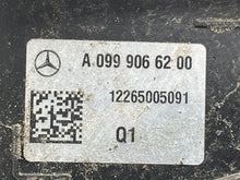 Load image into Gallery viewer, RADIATOR FAN ASSEMBLY Gl350 Gl450 Gl550 GL63 AMG GLE300 DCP 12-19 - NW395528