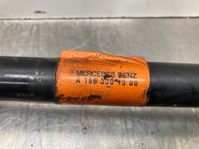 Load image into Gallery viewer, FRONT CV AXLE SHAFT Gl350 Gl450 Gl550 GL63 AMG GLE300 DCP 12-19 Right - NW392410