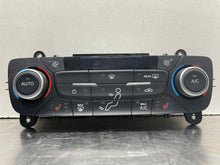 Load image into Gallery viewer, Temperature Controls Ford Escape 2018 - NW398705