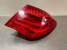 Load image into Gallery viewer, OUTER TAIL LIGHT LAMP 740i 740il 750 HYBRID 750i 750il 760li09-12 Right - NW180683