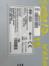 Load image into Gallery viewer, Radio Hyundai Veloster 2015 - NW401920