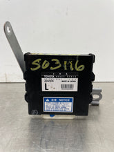 Load image into Gallery viewer, TRANSFER CASE CONTROL MODULE COMPUTER Lexus IS250 06 07 08 - NW393643