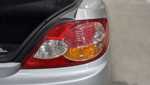 Load image into Gallery viewer, TAIL LIGHT LAMP ASSEMBLY Toyota Solara 2002 02 2003 03 Right - NW404969