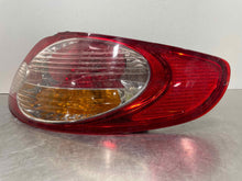 Load image into Gallery viewer, TAIL LIGHT LAMP ASSEMBLY Toyota Solara 2002 02 2003 03 Right - NW404969