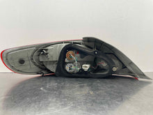 Load image into Gallery viewer, TAIL LIGHT LAMP ASSEMBLY Toyota Solara 2002 02 2003 03 Right - NW404969