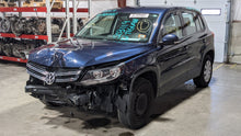 Load image into Gallery viewer, MANUAL TRANSMISSION Volkswagen Tiguan 09 10 11 12 13 14 - NW405166