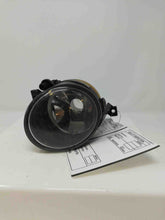 Load image into Gallery viewer, FOG LIGHT Volkswagen Tiguan EOS 2007 07 2008 08 2009 09 2010 10 11 Right - NW83723