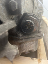 Load image into Gallery viewer, TRANSMISSION BMW 528i 1998 98 1999 99 - NW405055