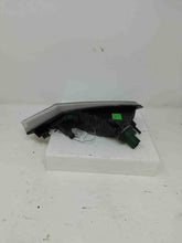 Load image into Gallery viewer, PARKLAMP Jeep Liberty 2008 08 2009 09 2010 10 2011 11 2012 12 Right - NW81621