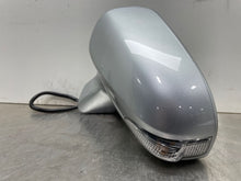 Load image into Gallery viewer, Side View Door Mirror Toyota Venza 2015 - NW394960