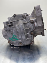 Load image into Gallery viewer, TRANSFER CASE RX350 RX350L Highlander Sienna Venza 2010-2019 - NW404578