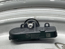 Load image into Gallery viewer, WHEEL RIM Enclave 2013-2017 19x7-1/2 19x7-1/2, 6 lug, 132mm - NW406033