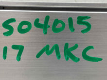 Load image into Gallery viewer, Radio Lincoln MKC 2017 - NW401782