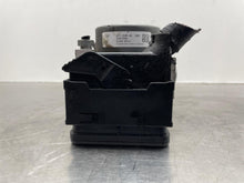Load image into Gallery viewer, ABS Pump Lincoln MKC 2017 - NW391621