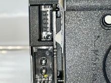 Load image into Gallery viewer, REMOTE CD CHANGER 911 911 Turbo Boxster Boxster S Cayenne Cayman 05-10 - NW139300