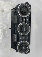 Load image into Gallery viewer, FRONT TEMPERATURE CONTROLS Land Rover LR2 2008 08 2009 09 - NW539960