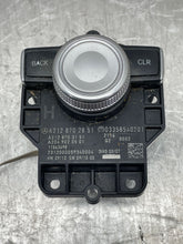 Load image into Gallery viewer, RADIO CONTROLS Mercedes-Benz E350 E550 E63 2012 12 - NW401990