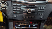 Load image into Gallery viewer, RADIO CONTROLS Mercedes-Benz E350 E550 E63 2012 12 - NW401990